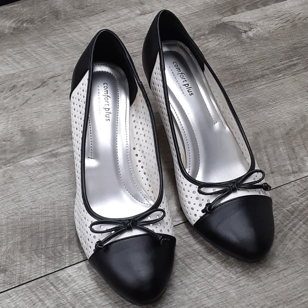 Comfort Plus 9.5W wide faux leather pumps heels - Picture 1 of 8